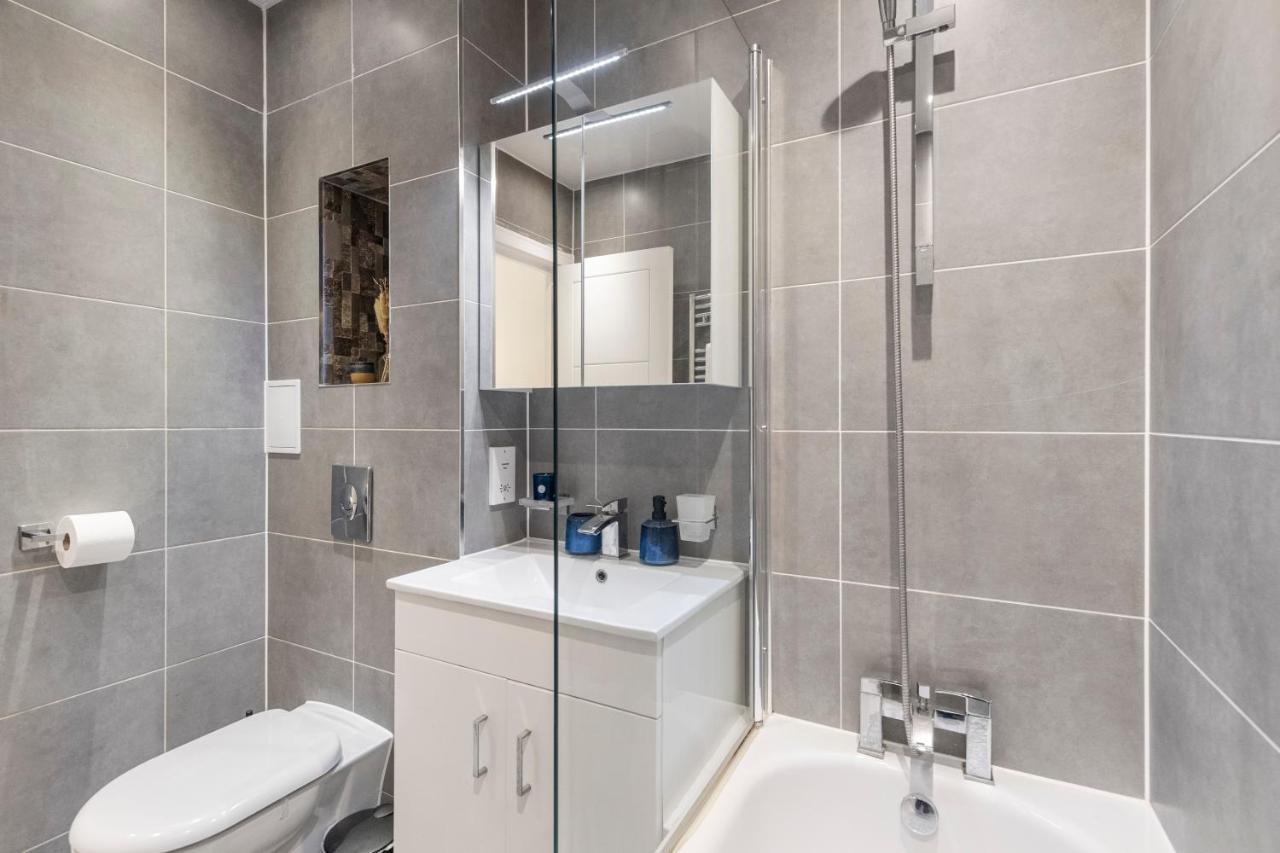 Modern Flat In Central Golders Green London Exteriör bild